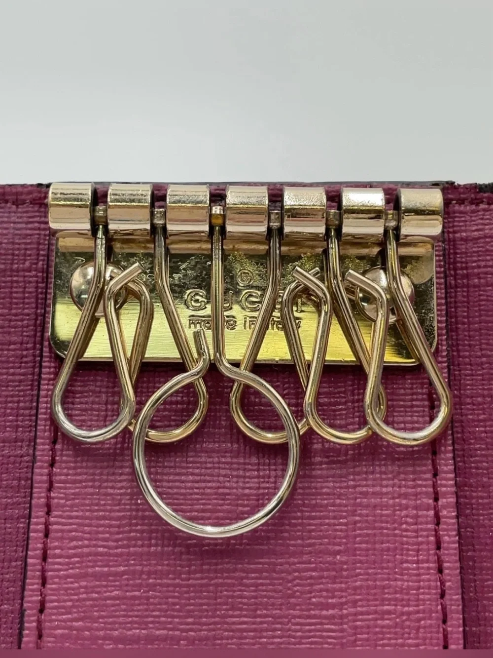 Auth Gucci GG Supreme Brown Leather 6-Key Holder 212111 with GG Charm - Picture 14 of 16